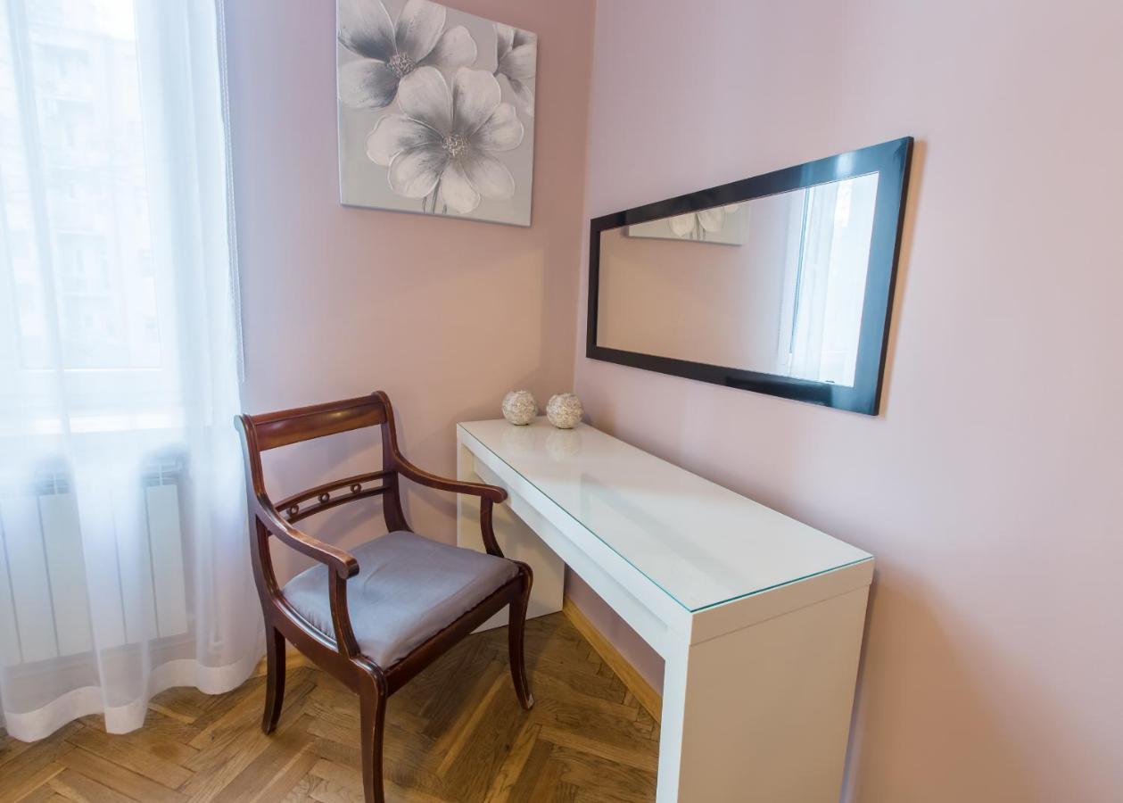 Ar Apartments Cracovia Esterno foto